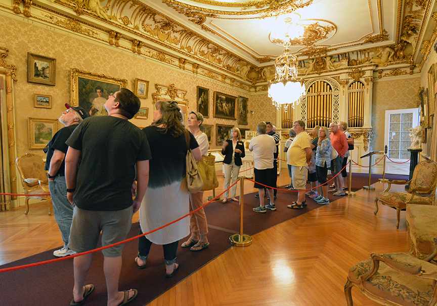 Music Room tour RGB 72 12w